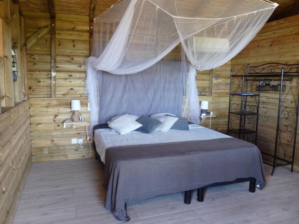Bungalow La Tortue Bleue Bouillante Exterior foto
